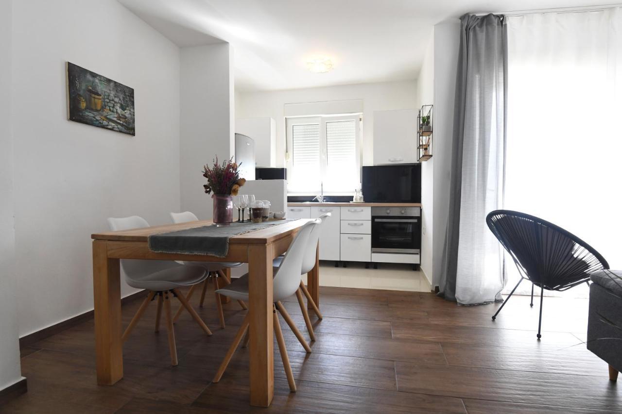 Apartment Linda ザダル エクステリア 写真